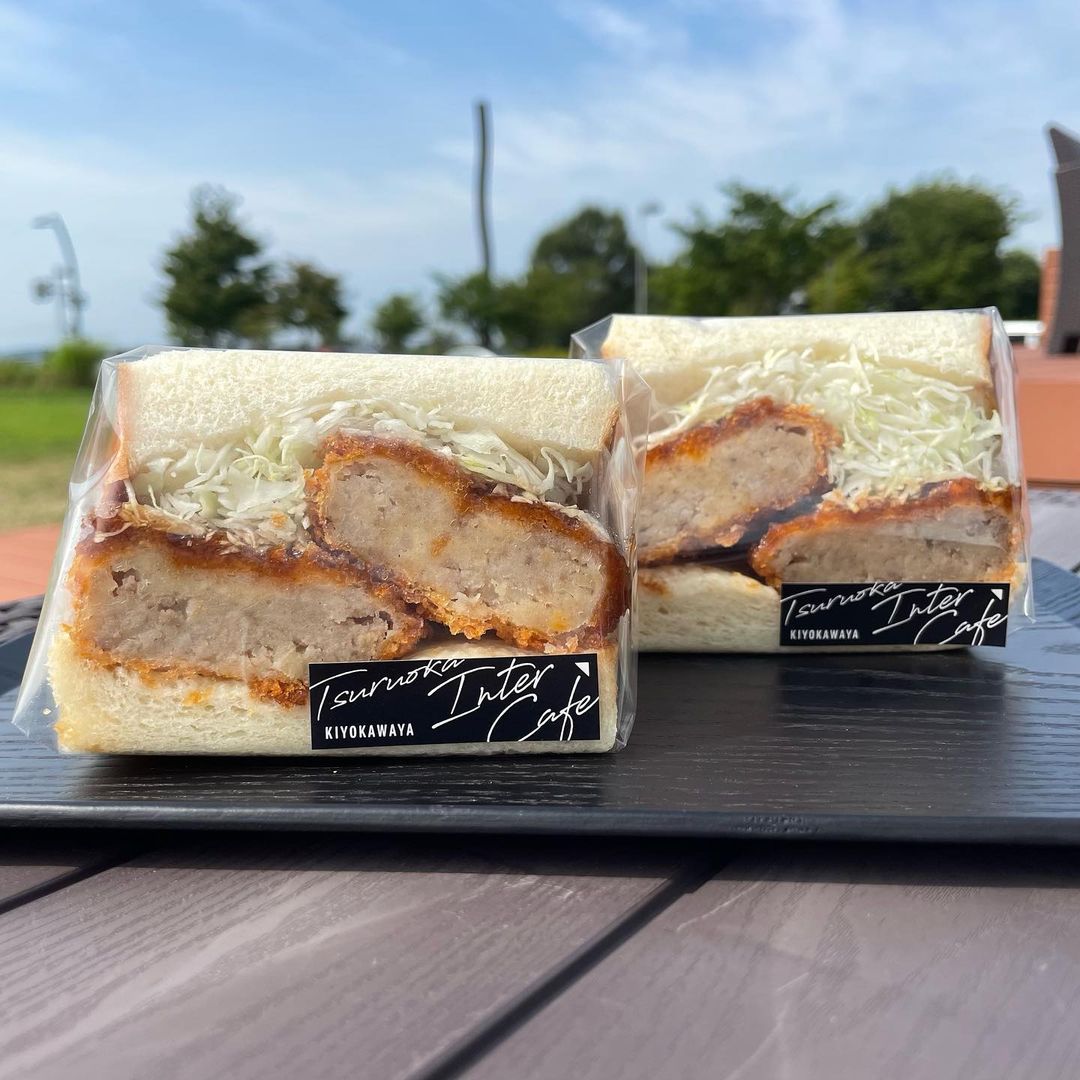 鶴岡インター店の3周年祭にあたり、3種類のサンドイッチが新登場します☺️✨試作を重ね、とっても美味しく可愛いサンドが出来上がりました🥪💕